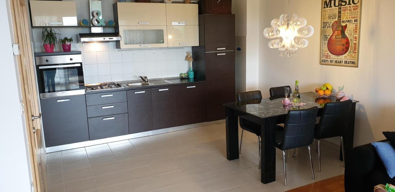 Ferienwohnung Apartma Orange Koper Exterior foto